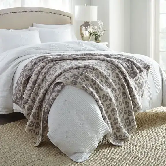 Member's Mark Luxury Cozy Knit Throw, 60"x70"